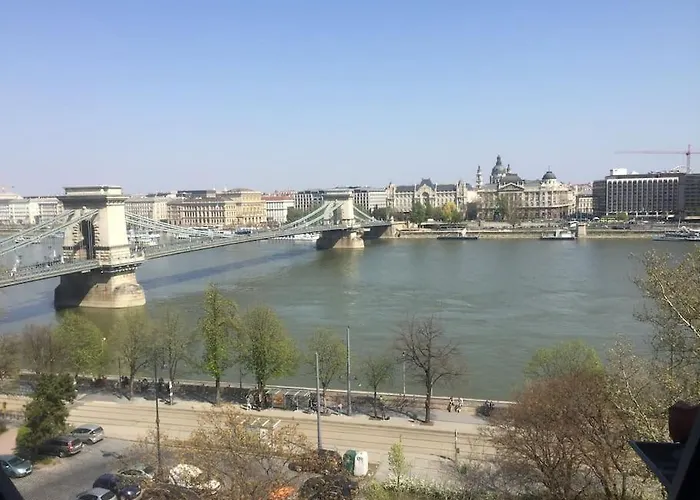 Charming Castle View With Giant Balcony Appartement Budapest