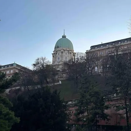 Charming Castle View With Giant Balcony Budapest