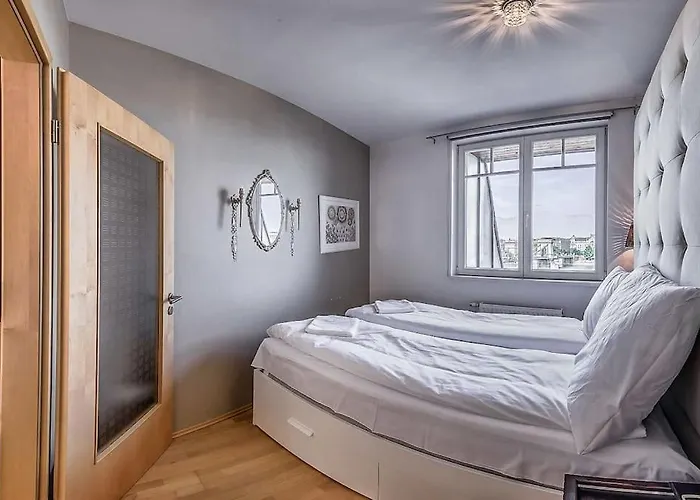 Charming Castle View With Giant Balcony * Budapesta