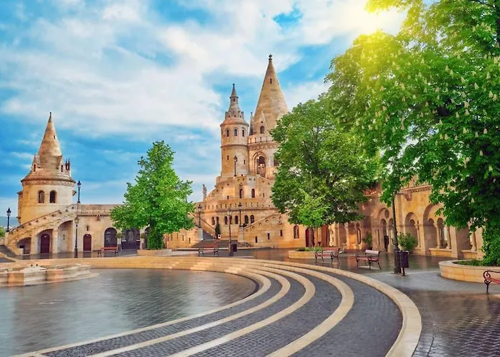 Charming Castle View With Giant Balcony Apartament